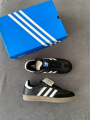 Adidas Samba Black White