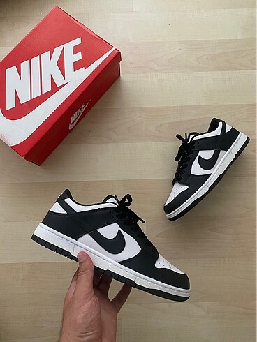 Nike Dunk Low Panda