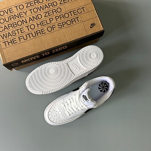 37 Beden Nike Court Vision