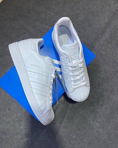 Adidas Süperstar