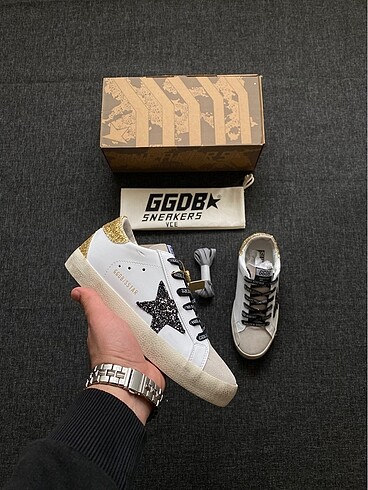 Golden Goose Deluxe