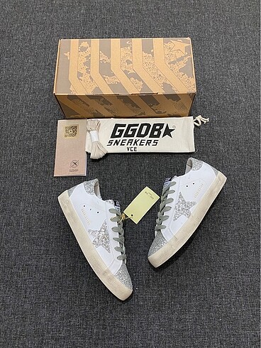 Golden Goose Deluxe