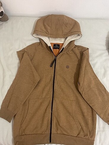 Loft erkek hirka