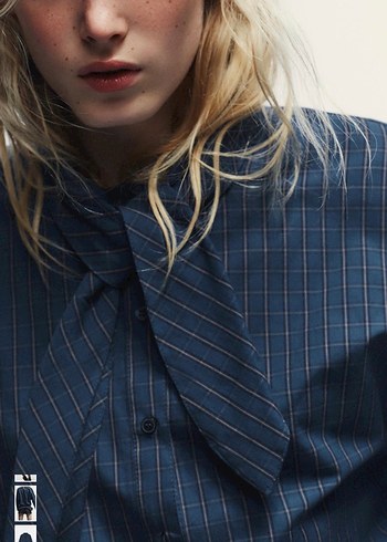 Kadın Lacivert ekose fular detay gömlek - Görsel 2