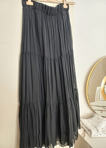 Şifon astarlı siyah etek - Görsel 4
