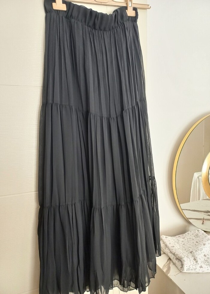 Şifon astarlı siyah etek - Görsel 4