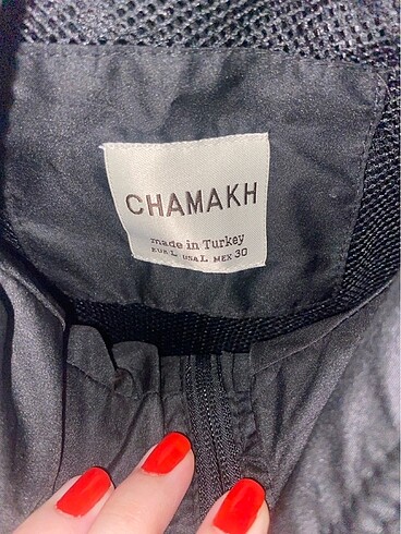 l Beden Chamakh içi fileli siyah dik yaka crop ince ceket