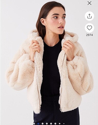 Zara Lcw kapüşonlu ekru peluş suni kürk
