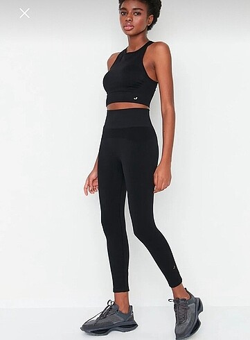Jerf vella seamless tayt