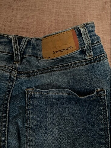 38 Beden mavi Renk Stradivarius yuksek bel skinny jean