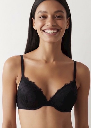 Siyah Dantelli Extra Dolgulu Push Up Sütyen - Görsel 2