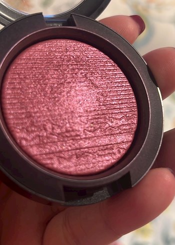 Koyu Kırmızı Allık - Görsel 3