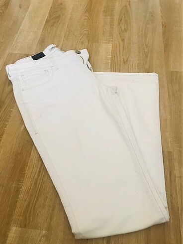 31 Beden Mavi Jeans İspanyol Paça Kot