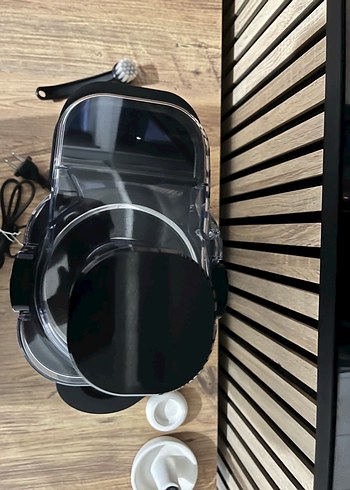 Arçelik K-1579 Paslanmaz Çelik Katı Meyve Sıkacağı - Görsel 5