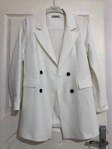 Beyaz Blazer ceket