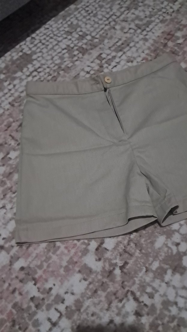 Bej Rahat Kesim Mini Şort - Görsel 2