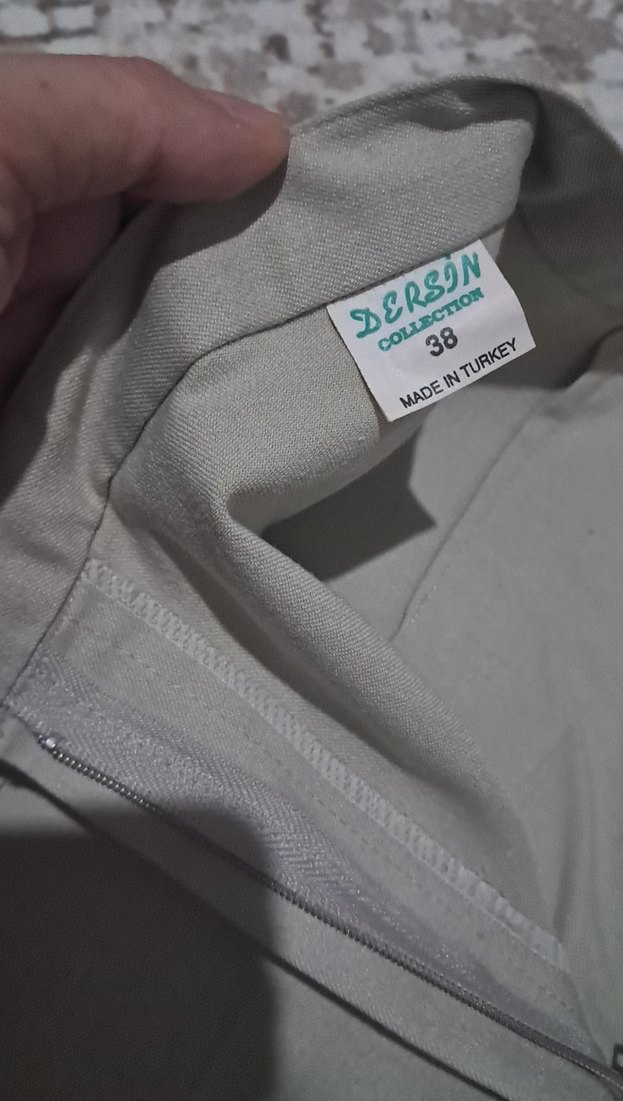 Bej Rahat Kesim Mini Şort - Görsel 4