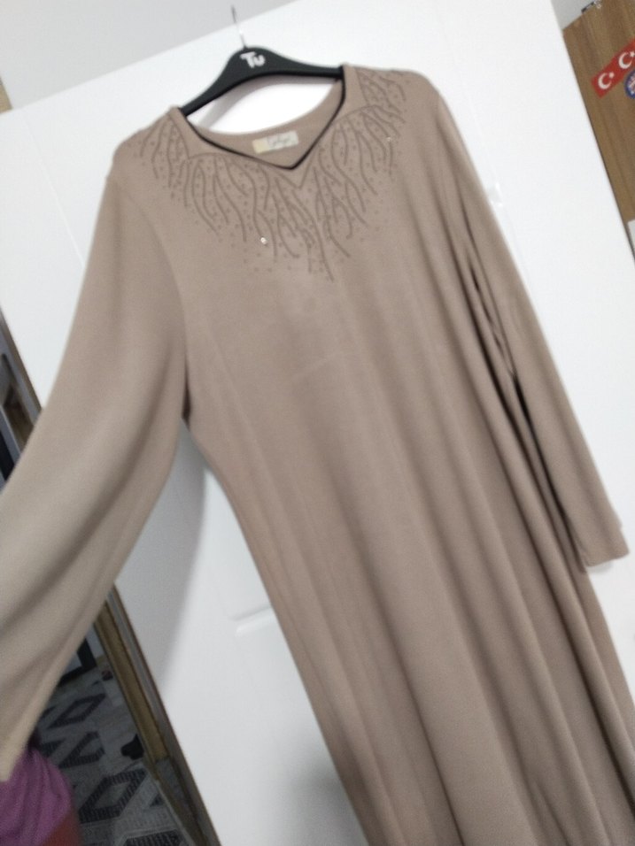 Bej Nakışlı Uzun Keten Elbise - Görsel 2