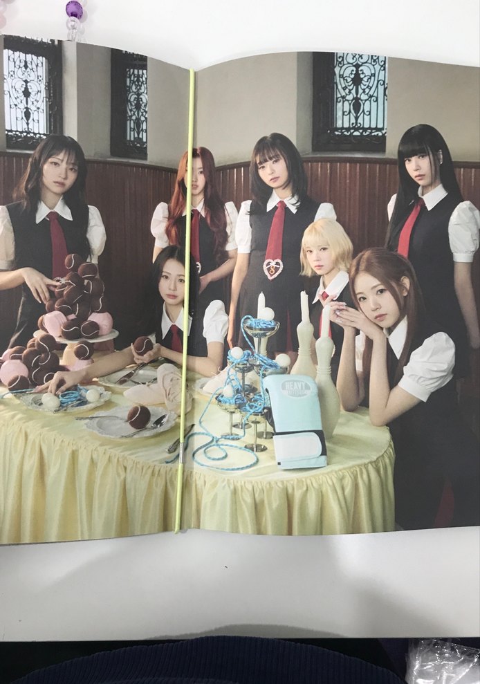 Unis swicy albüm - Görsel 2