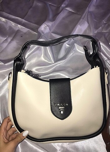 Bershka HANNAH