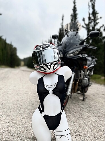 Fantezi bodysuit