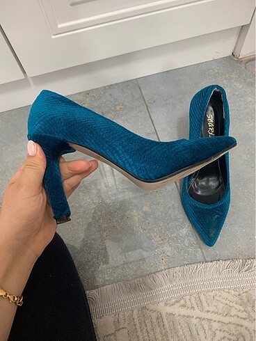 Diğer Stiletto