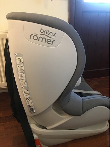 9- 18 kg Beden gri Renk Britax römer trifix oto koltuğu
