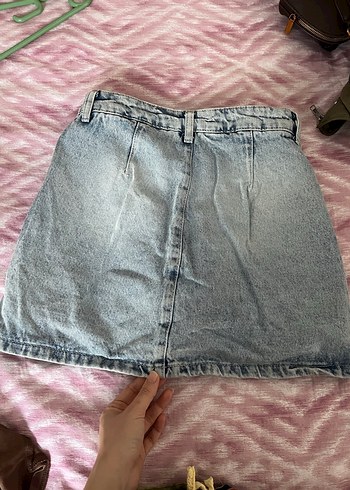 Düğmeli Mavi Batik Desenli Denim  Mini Etek - Görsel 2