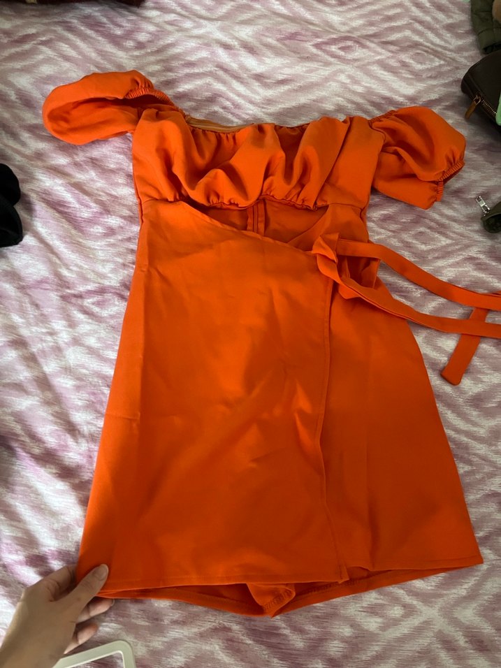 Parlak turuncu elbise - Görsel 3