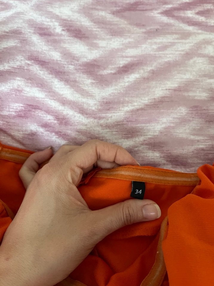 Parlak turuncu elbise - Görsel 4