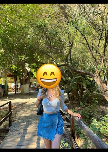 Düğmeli Mavi Midi Denim Şort - Görsel 3