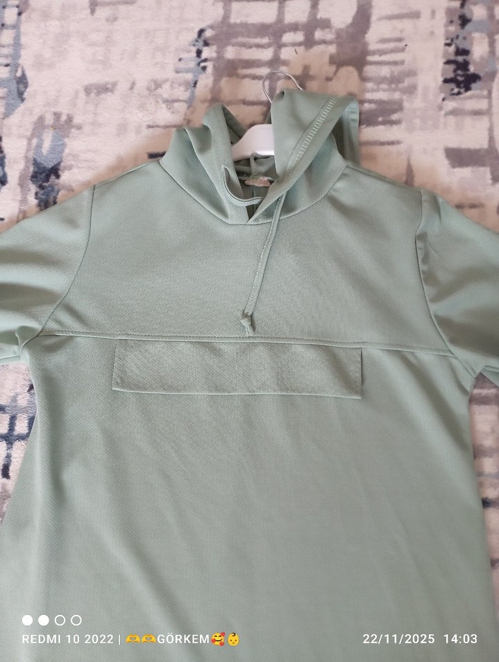 Uzun Kollu, Salaş Kesim Kadın Sweatshirt - Görsel 4