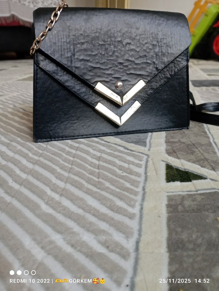 Klasik Siyah Deri Kadın Çanta - Görsel 2