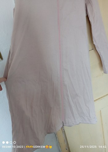 Bej Uzun Kollu Rahat Kesim Kadın Elbisesi - Görsel 4