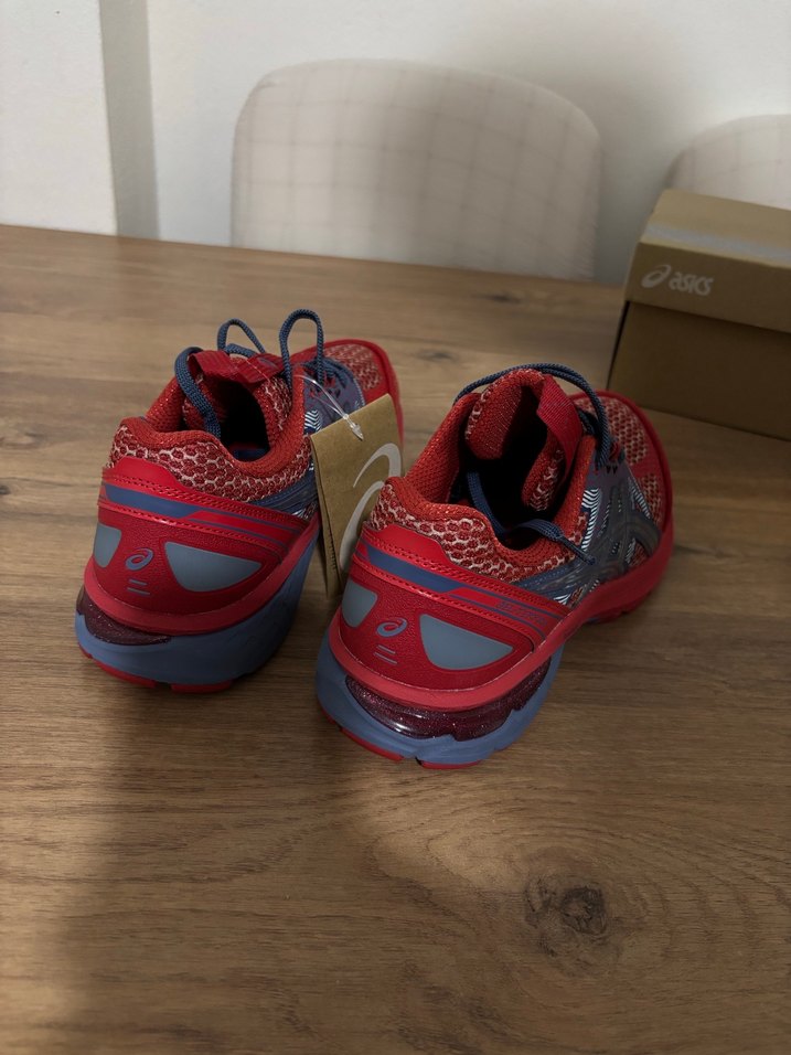 Asics erkek spor ayakkabı - Görsel 4