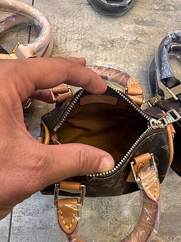 Louis Vuitton LOUIS VUITTON MİNİ A KALİTE ÇANTA