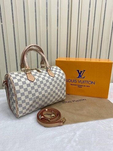 Louis Vuitton LOUIS VUITTON A KALİTE ÇANTA 30 CM
