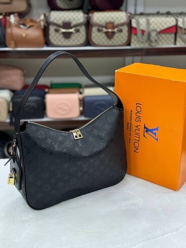  Beden kahverengi Renk LOUIS VUITTON SLOUCHY A KALİTE ÇANTA
