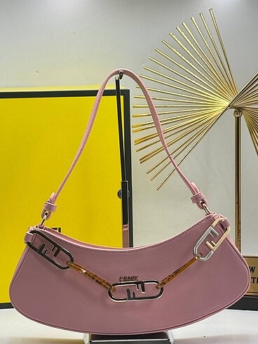 Beden siyah Renk FENDİ EL ÇANTASI A KALİTE