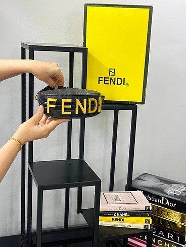 Beden FENDİ KÜÇÜK BOY A KALİTE ÇANTA