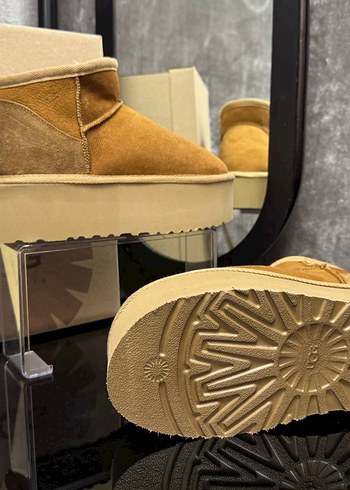 37 Beden turuncu Renk UGG BOT HAKİKİ DERİ VE KÜRK