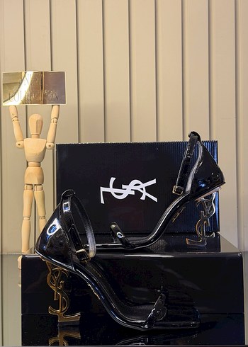 Yves Saint Laurent 37