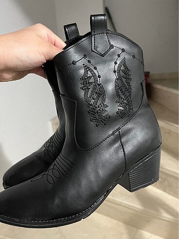 kovboy siyah çizme
