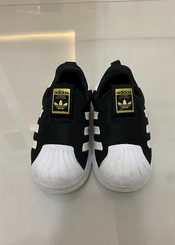 Adidas 22