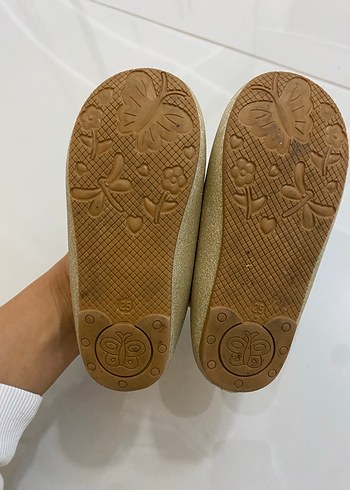 Kız Çocuk Altın Renk Fiyonk Detaylı Babet - Görsel 5