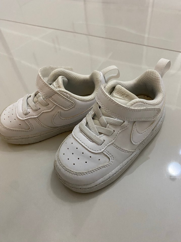 Nike Çocuk Cırtcırtlı Spor Ayakkabı - Görsel 2