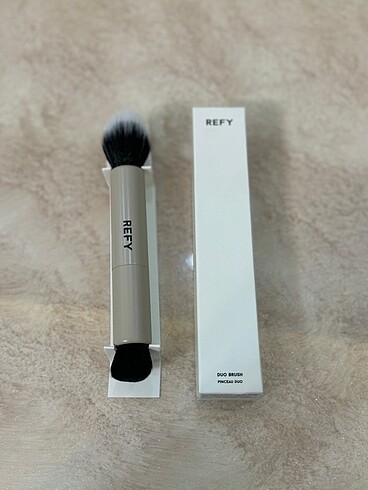 REFY BEAUTY DUO BRUSH Makyaj fırçası