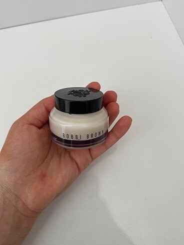 Beden Bobbi Brown Makyaj Bazı Vitamin Enriched