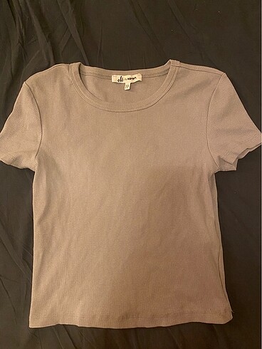 koton vucuda oturan tshirt