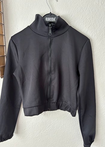 Kadın Siyah Mini Fermuarlı Yüksek Yakalı Ceket